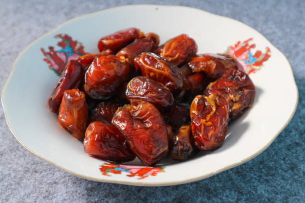 تصویر 4 از قیمت خرید خرما عسلی ممتاز با فروش عمده